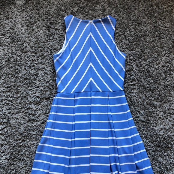 🆕 London Times 💙 Designer Blue Striped Dress - Picture 3 of 3